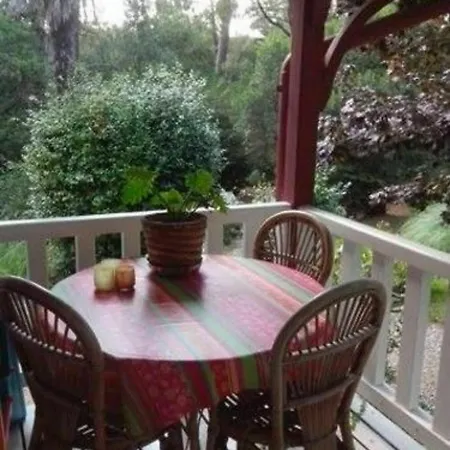 Un Jardin A 3* Biarritz